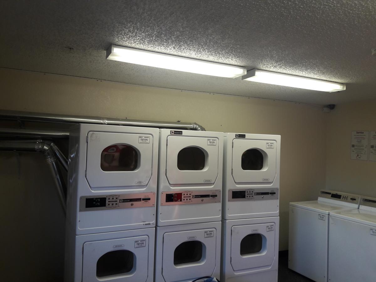Intown Suites Extended Stay San Antonio Tx - Nacogdoches Road ภายนอก รูปภาพ