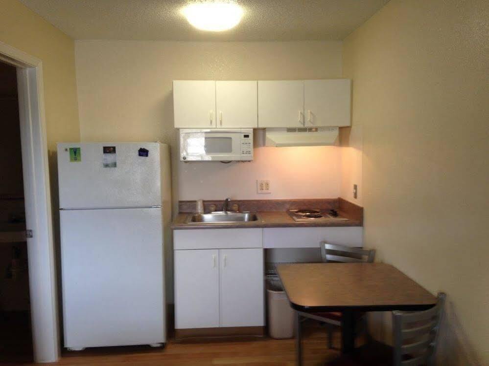 Intown Suites Extended Stay San Antonio Tx - Nacogdoches Road ภายนอก รูปภาพ