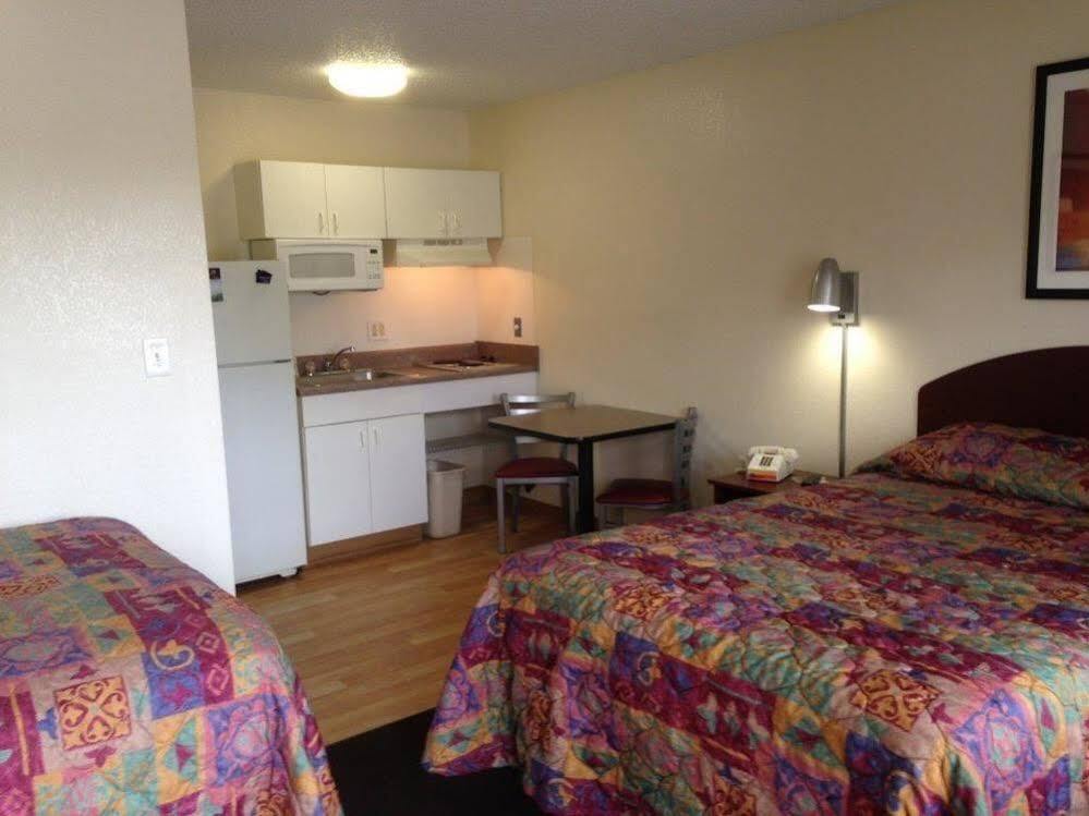 Intown Suites Extended Stay San Antonio Tx - Nacogdoches Road ภายนอก รูปภาพ